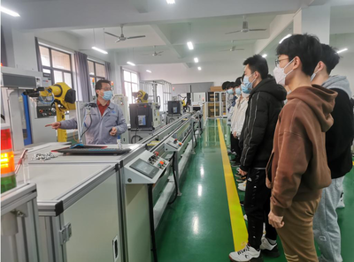 实验室智能控制系统集成的关键技术与发展前景